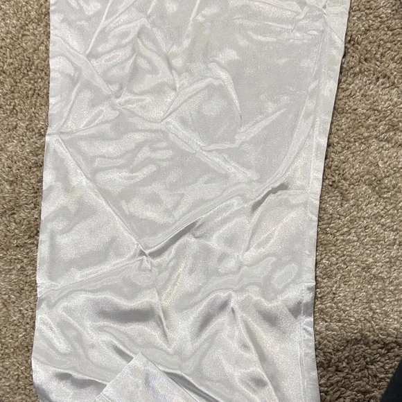 Ekouaer Long Sleeve White Satin Bridal Wedding 2 piece Pajamas Size S (Top NWT!) - Picture 6 of 7